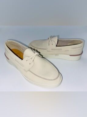 Sperry Men's Cream Leather Casual gold cup  Loafers size 9